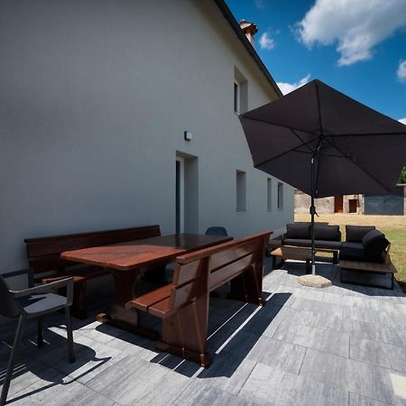 Villa Slivari Nedescina Ngoại thất bức ảnh