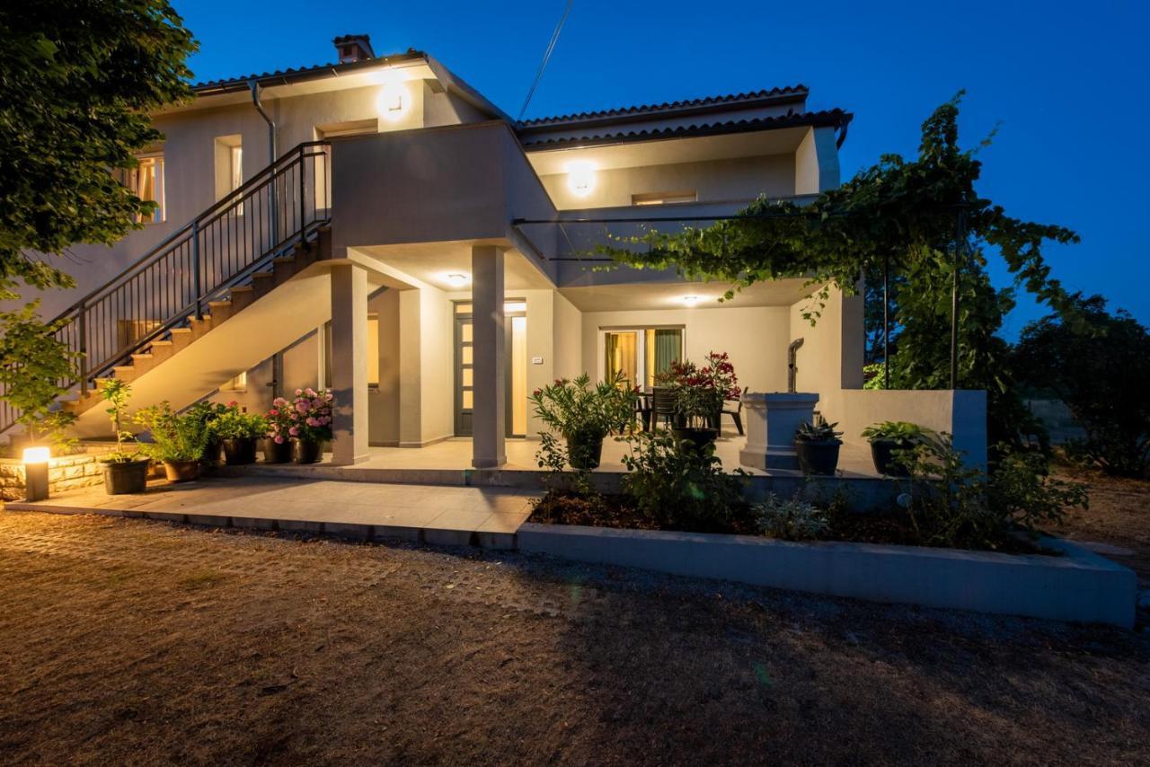 Villa Slivari Nedescina Ngoại thất bức ảnh