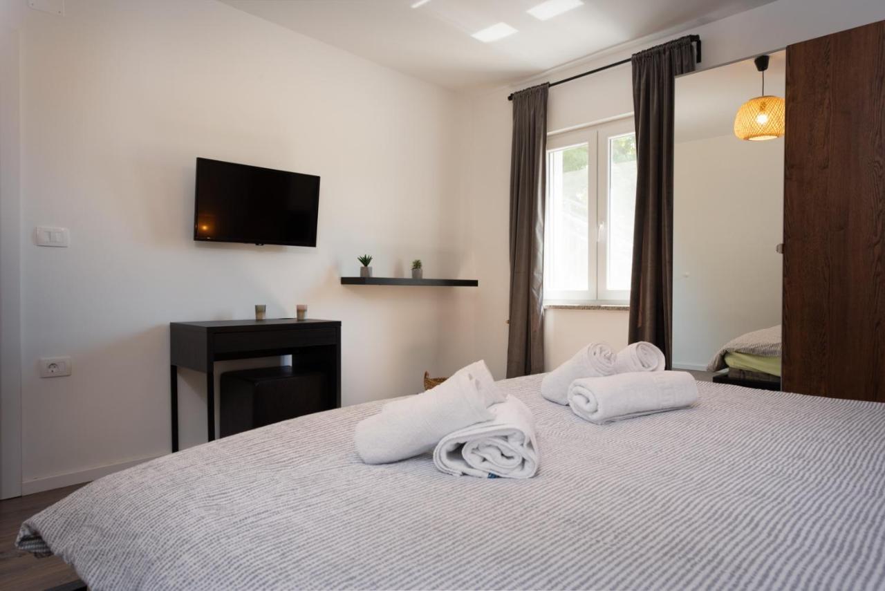 Villa Slivari Nedescina Ngoại thất bức ảnh