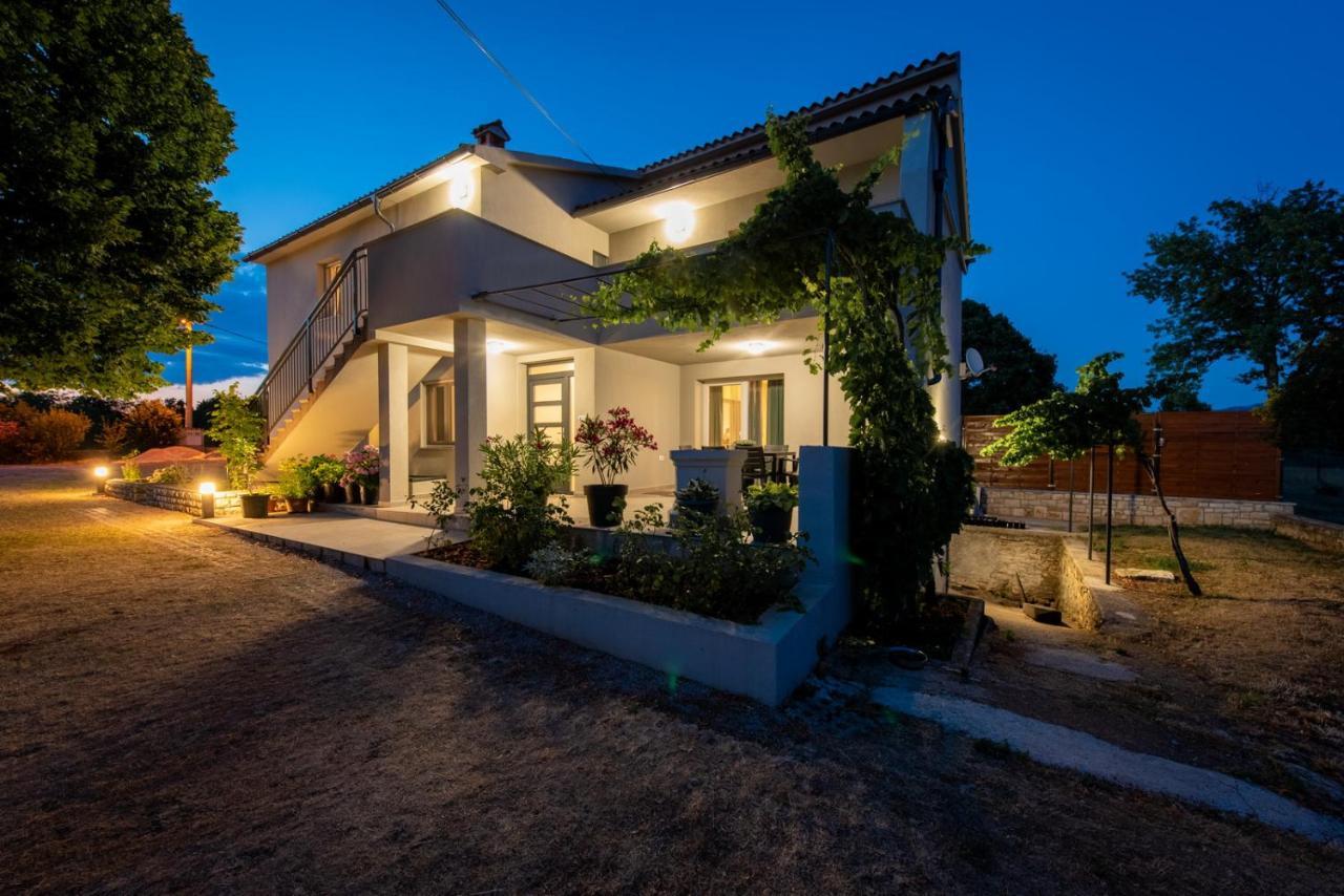 Villa Slivari Nedescina Ngoại thất bức ảnh